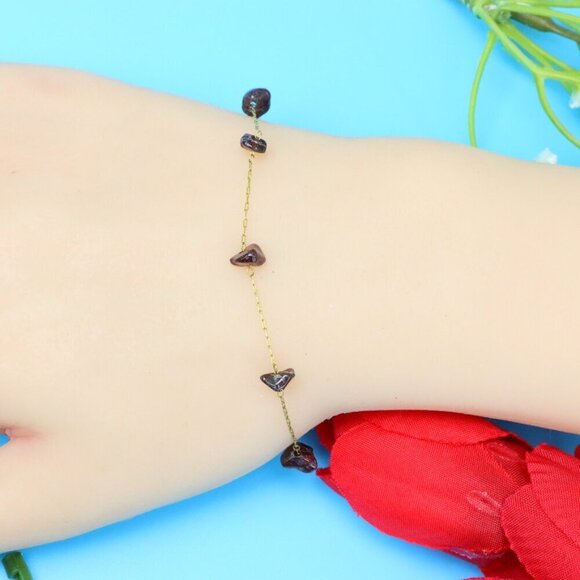 Chic & Stylish Bracelet – A Thoughtful Gift for Women and Girls, DYC1740 - Picture 2 of 9